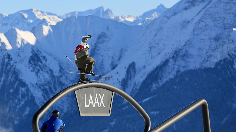 Jesper Tjäder under världscupen i Laax, Schweiz, förra säsongen. Foto: @fisparkandpipe. 